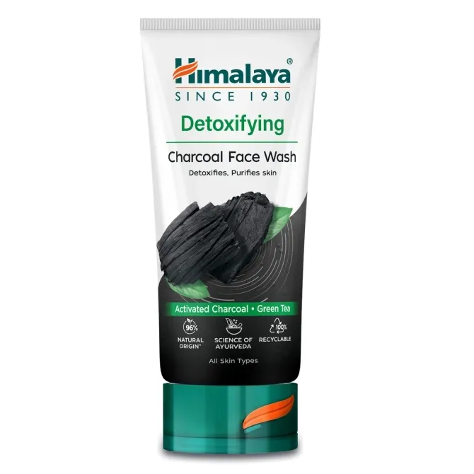 Detox foam for cleansing of face, with activated charcoal and green tea, 150 ml